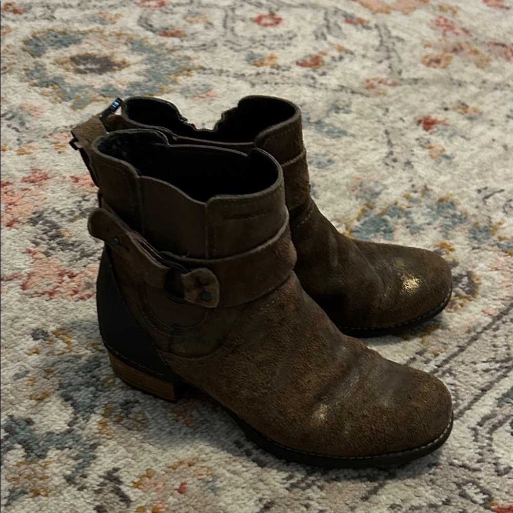 Merrell Brown Suede Ankle Boots